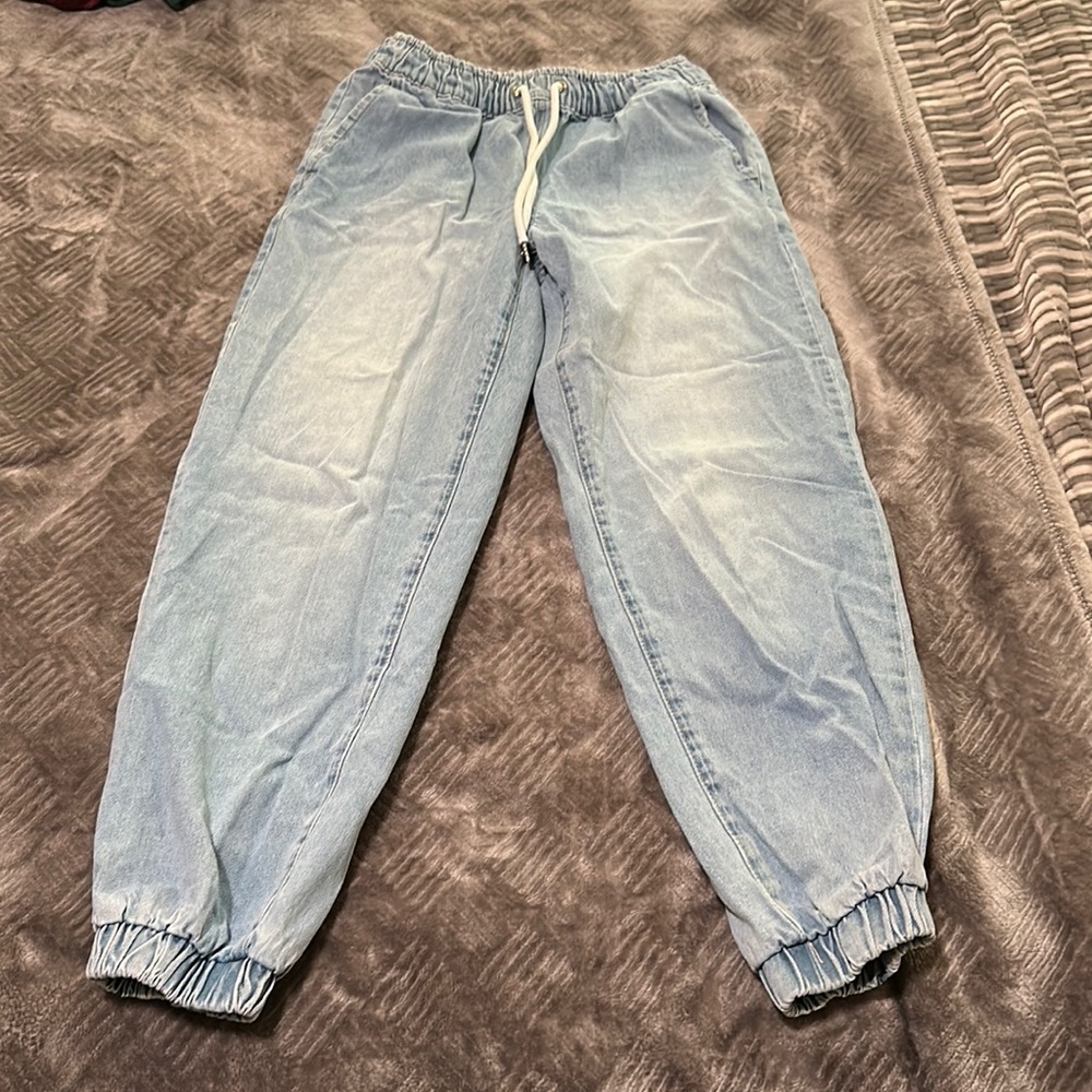 Forever 21 Baggy Jeans (size medium)